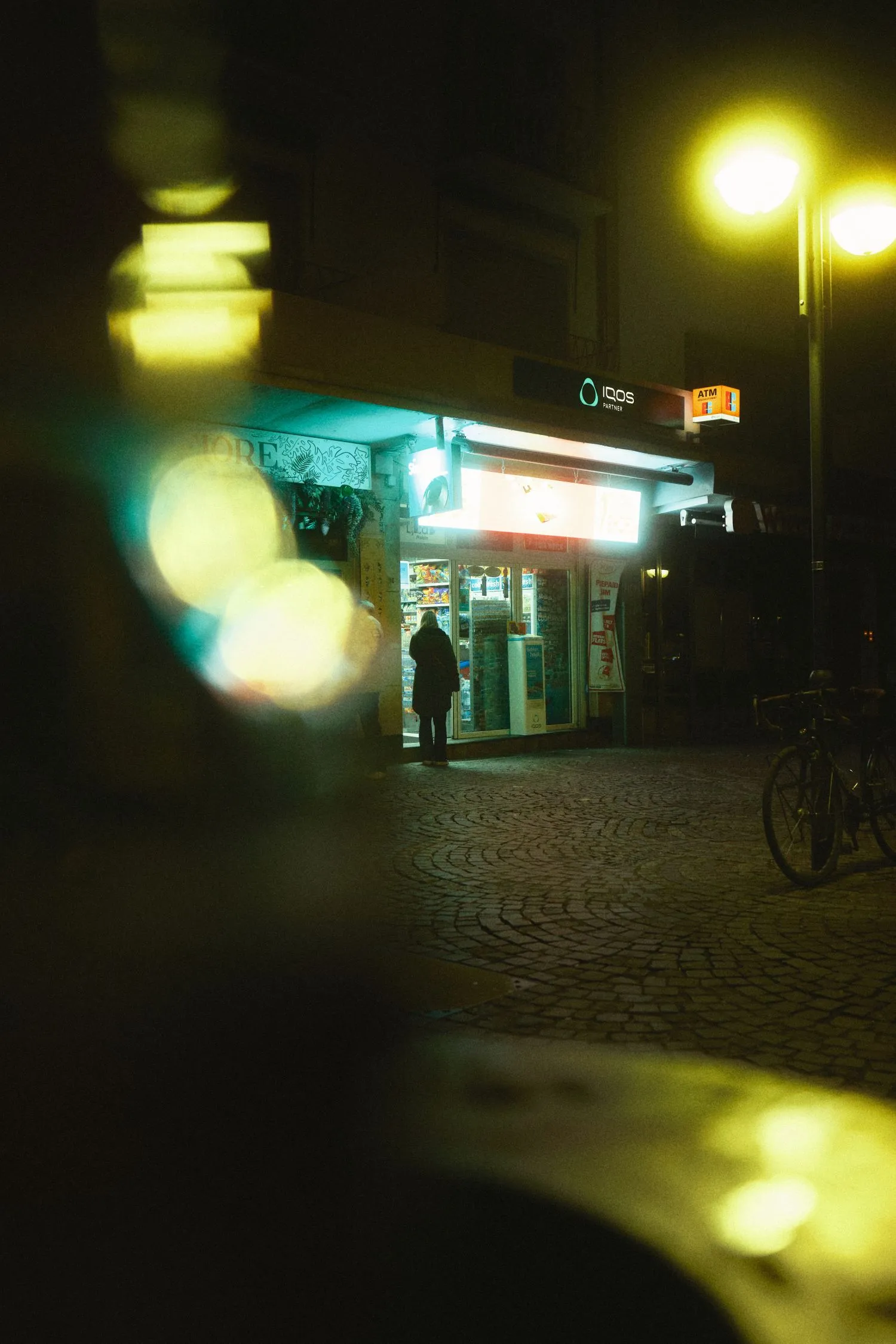 https://toh.photography/media/pages/blog/kiosk-kultur-in-frankfurt-am-main/74afe4fc9d-1776854871/dscf5268.webp