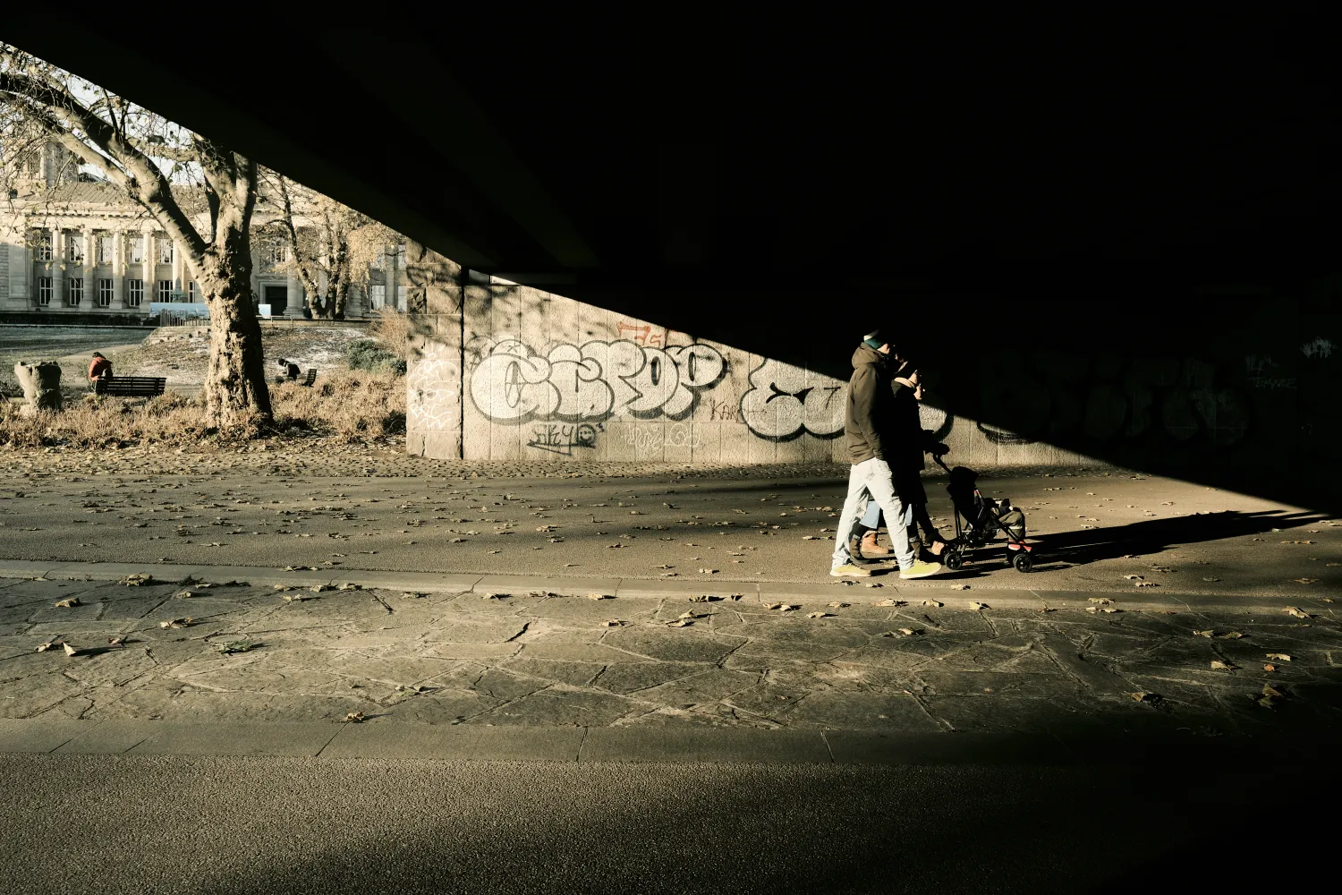 https://toh.photography/media/pages/nft/street-moments/24defe935c-1776854889/sunday_stroll.webp