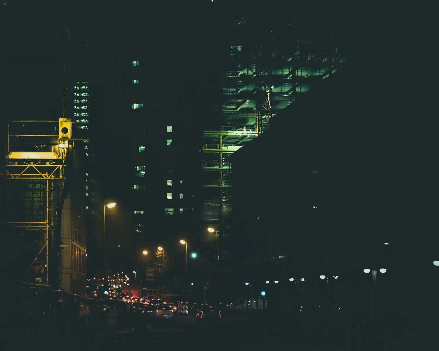 https://toh.photography/media/pages/portfolio/frankfurt-at-night/dbfcec7e0a-1776854845/frankfurt-at-night016.webp
