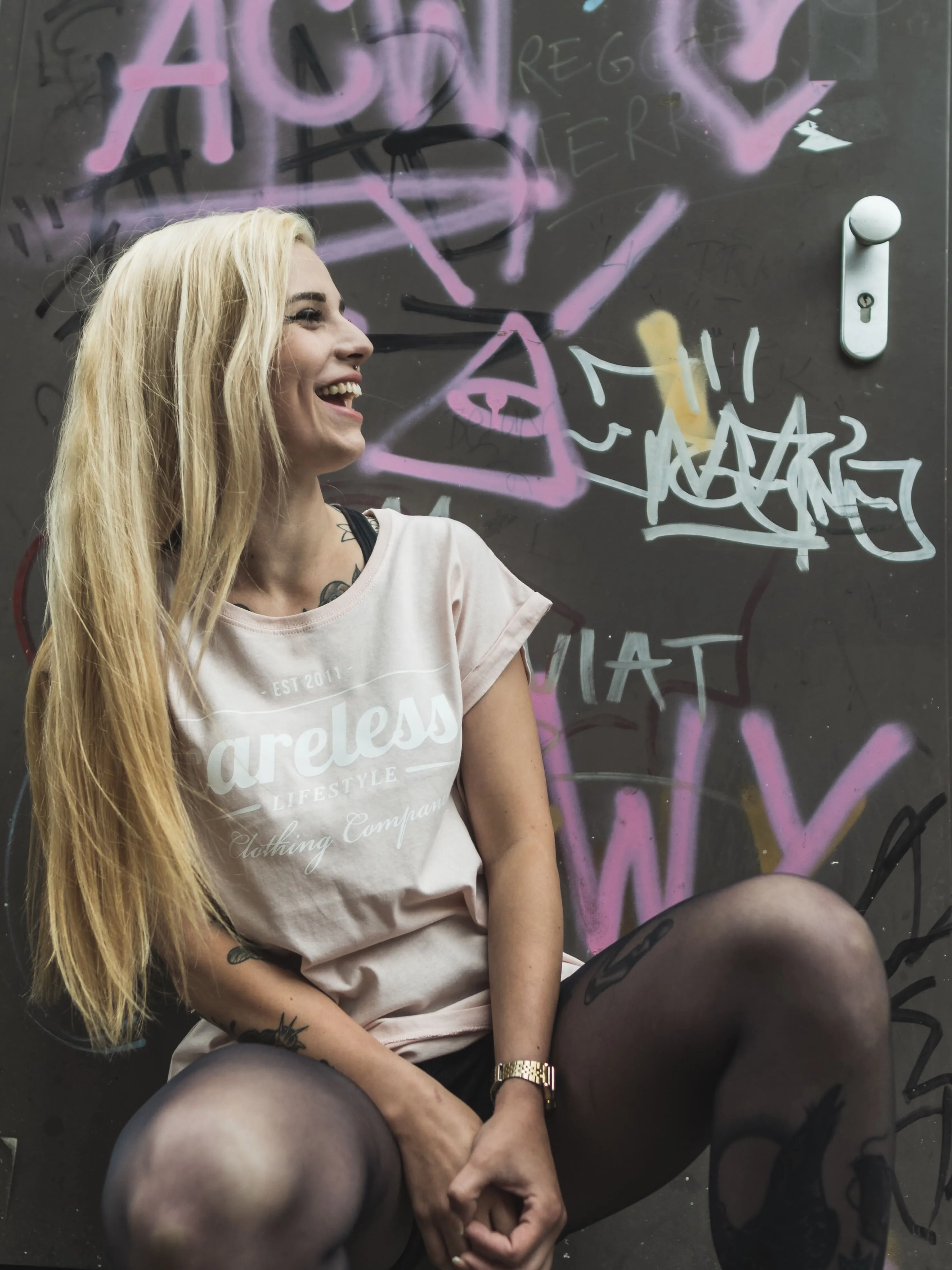 https://toh.photography/media/pages/portfolio/shooting-bei-careless-clothing-streetfashion-in-frankfurt/8786a9002f-1776854838/p7140100.webp